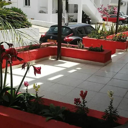 Milounapa Hotel 2*